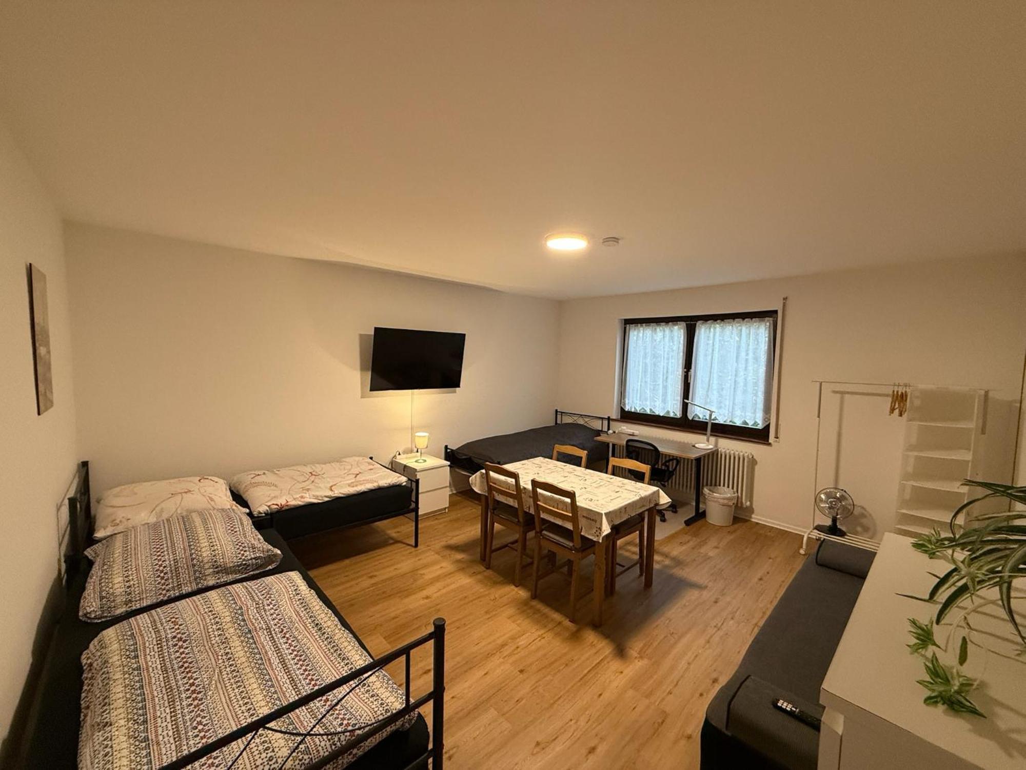 Big, Cosy And Central Apartment Karlsruhe Exterior foto